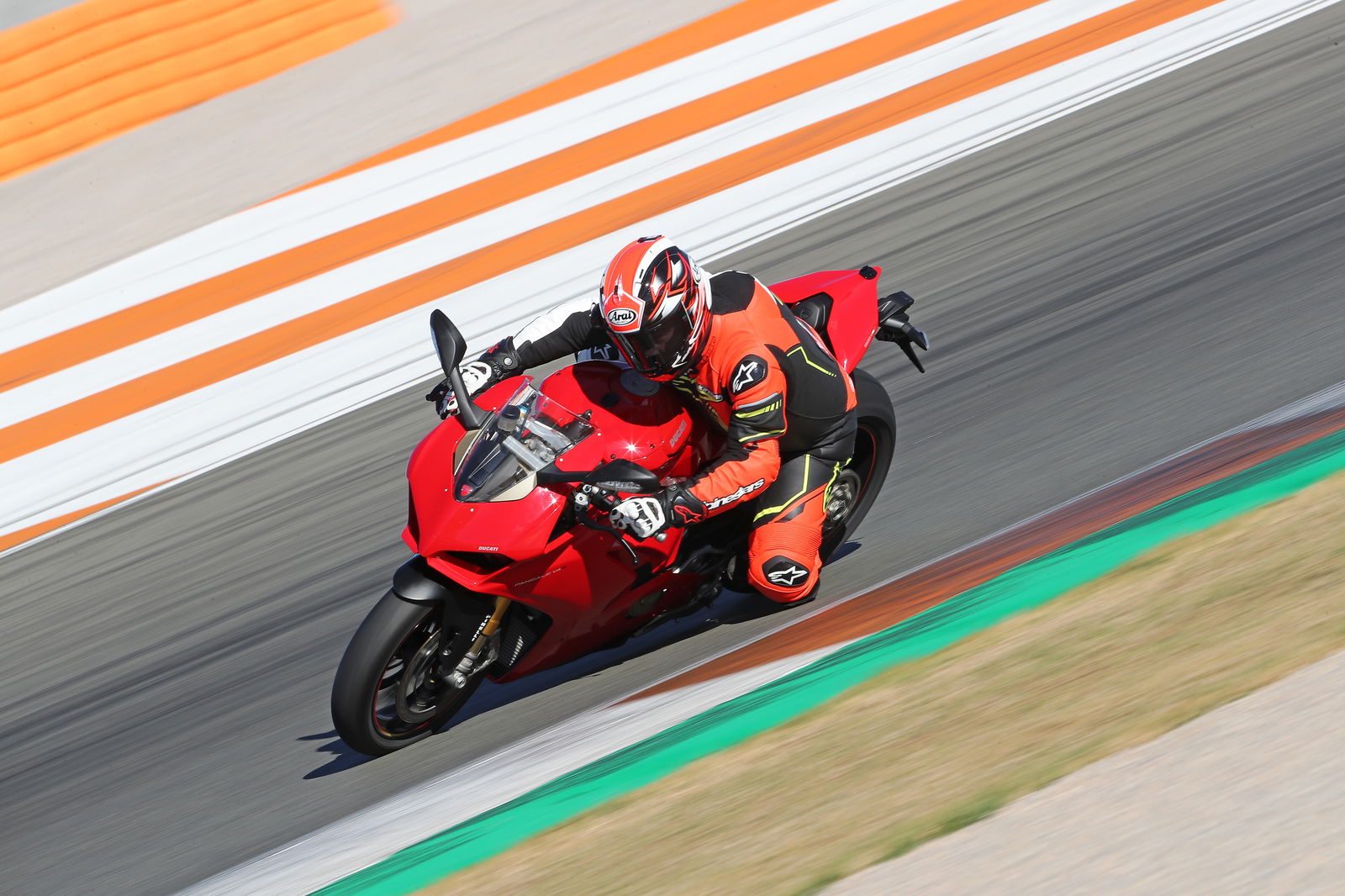 Panigale V4S